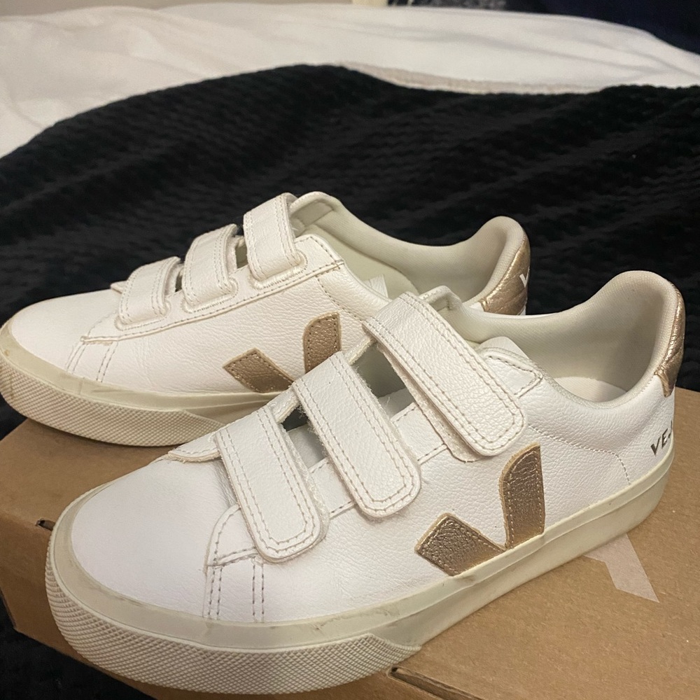Cute Veja shoes